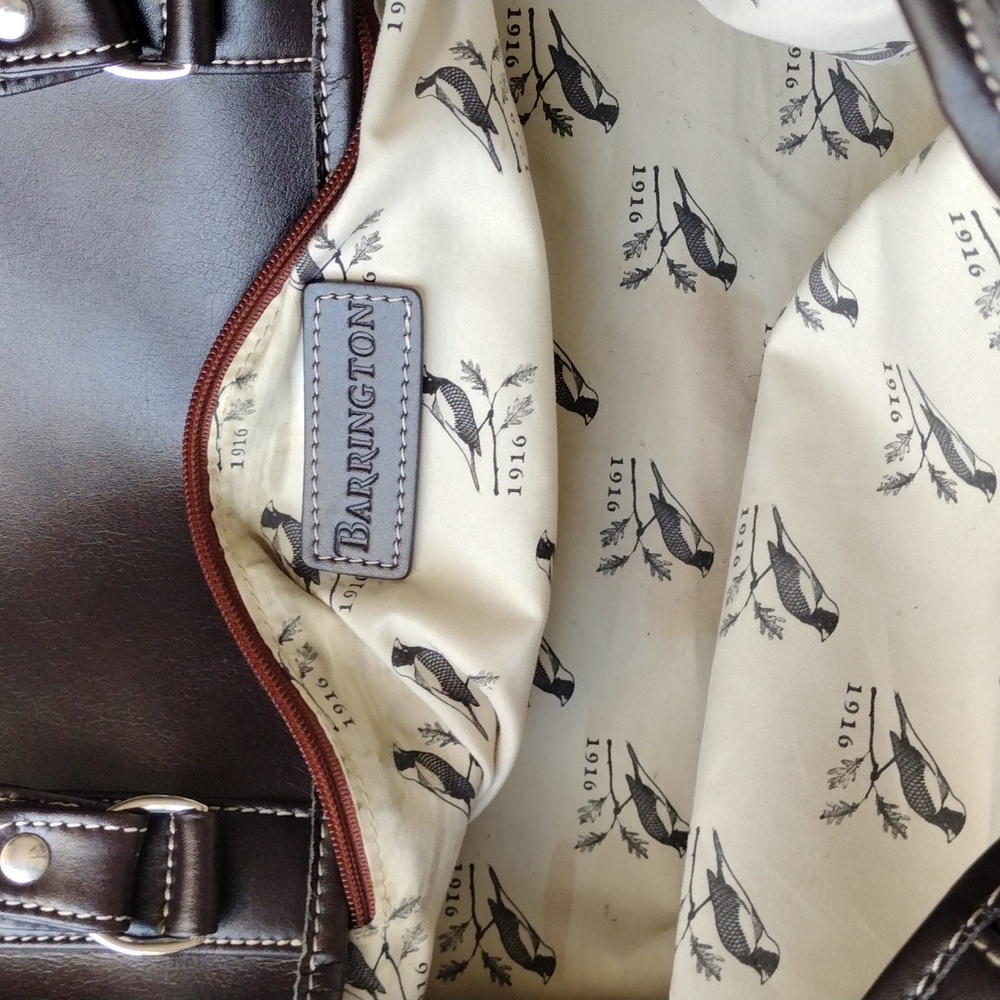 Barrington Brown Vegan Leather Men's Bag - Picture 9 of 10